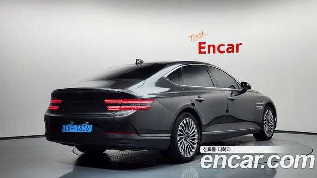 Genesis G80 RG3 — Фото автомобиля 2