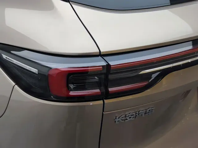 Changan CS55 Plus — Фото автомобиля 10