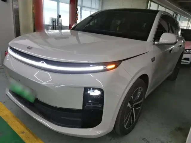 Фотография автомобиля — Li Auto L6