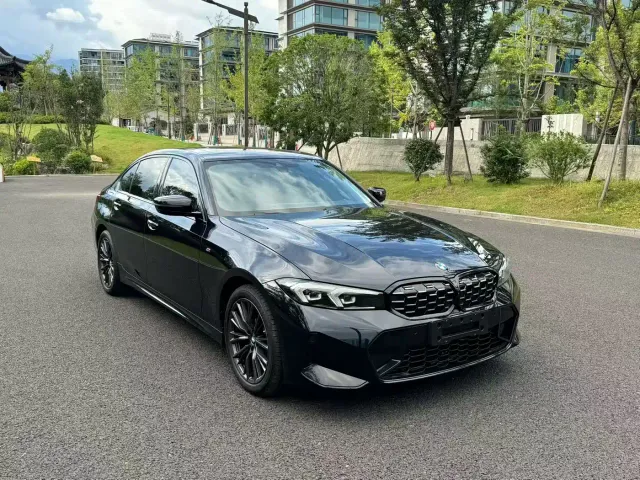 BMW 3 Series — Фото автомобиля 3