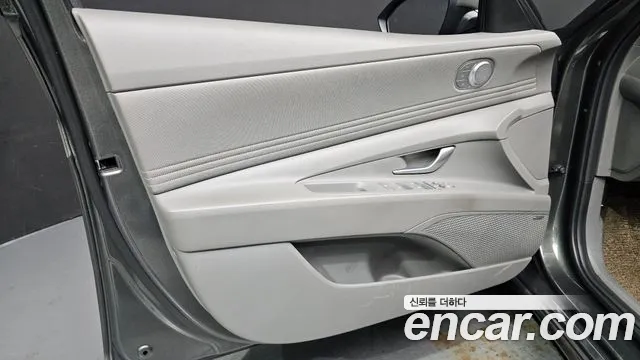 Hyundai Avante CN7 — Фото автомобиля 13