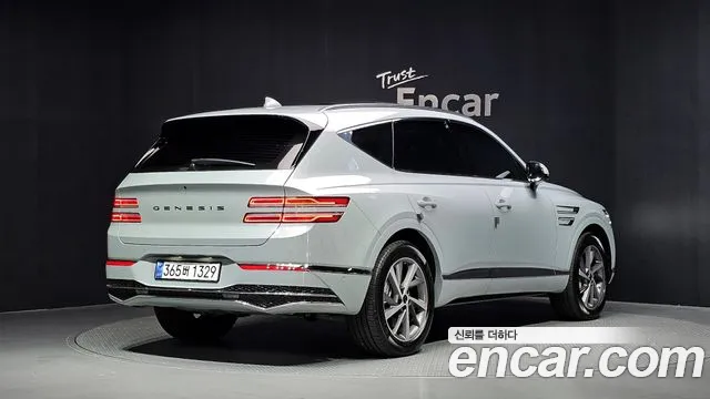 Genesis GV80 — Фото автомобиля 2
