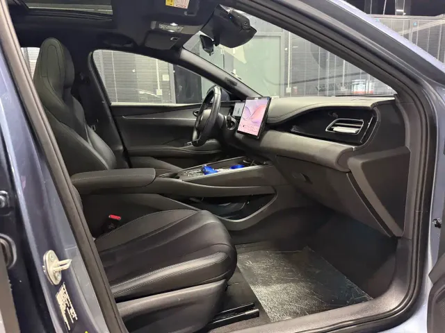 BYD Seal 06 — Фото автомобиля 12