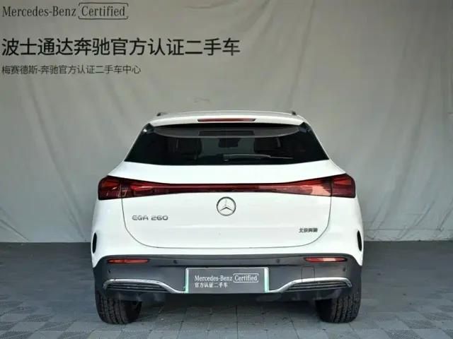 Mercedes-Benz EQA — Фото автомобиля 15
