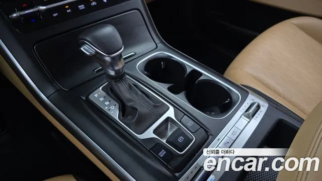 Kia Canival Carnival 4 поколение Бензин 9 мест Prestige — Фото автомобиля 9