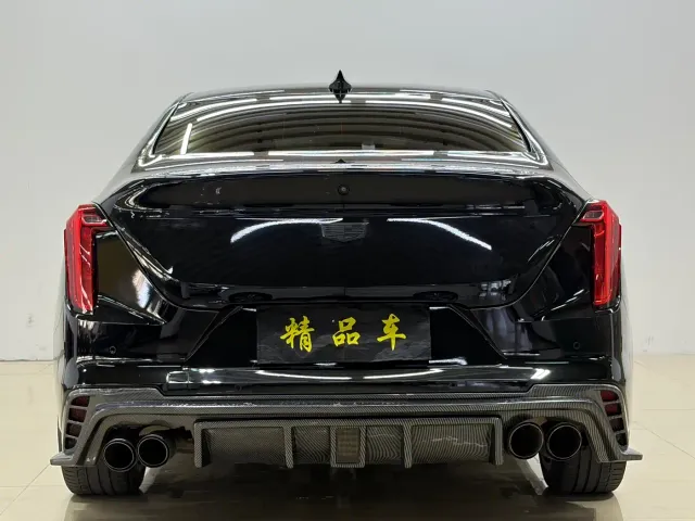 Cadillac CT4 — Фото автомобиля 8