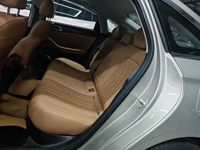 Geely Galaxy Stellar 6 — Фото автомобиля 14