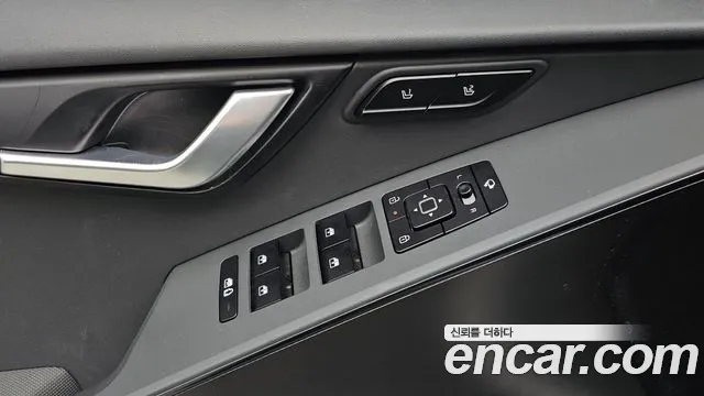 Kia Niro Generation 2 — Фото автомобиля 20