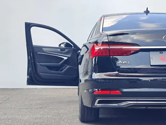 Audi A6L — Фото автомобиля 8