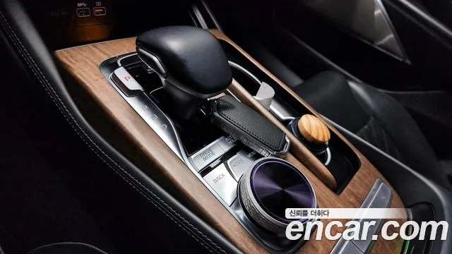 Kia K9 The New K9 2-е поколение — Фото автомобиля 9