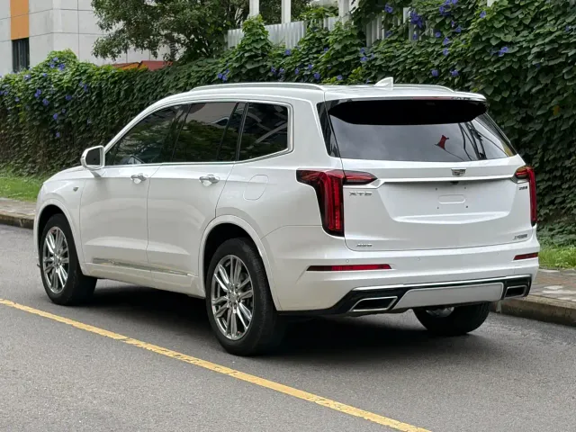 Cadillac XT6 — Фото автомобиля 8