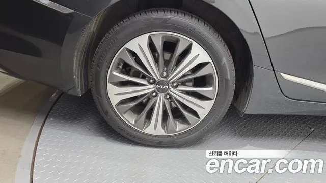 Kia K8 Noblesse — Фото автомобиля 5