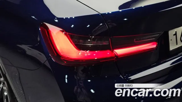 BMW 3-Series 3 серия (G20) 320i M Sport — Фото автомобиля 23