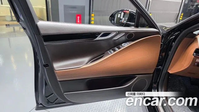 Genesis G80 RG3 — Фото автомобиля 13