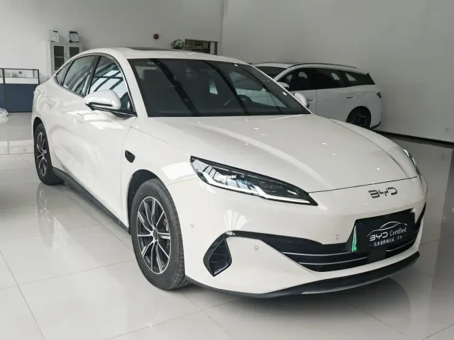 BYD Seal 06 New Energy 2025 DM-i Smart Drive Edition 120KM Luxury — Фото автомобиля 3