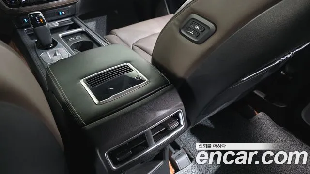 KG_Mobility_Ssangyong Rexton — Фото автомобиля 28