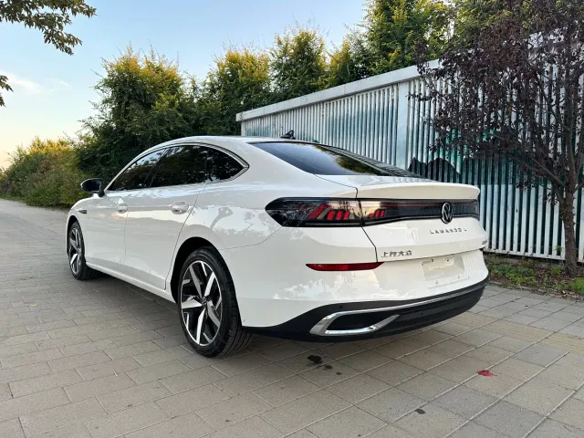 Volkswagen Lamando — Фото автомобиля 8