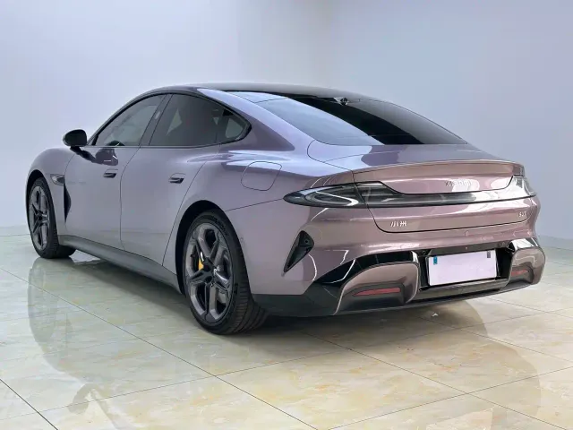 Xiaomi SU7 — Фото автомобиля 7