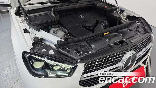 Mercedes-Benz GLE-Class — Фото автомобиля 9
