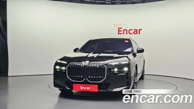 BMW 7-Series 7 серия (G70) — Фото автомобиля 3