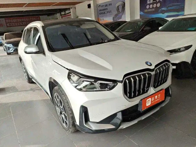BMW X1 — Фото автомобиля 2