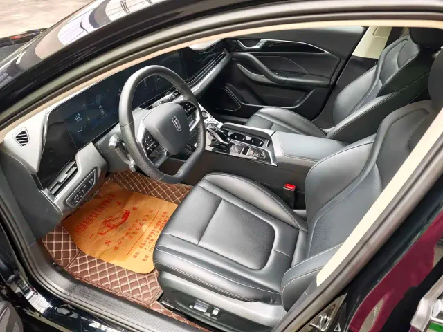 Bestune B70 — Фото автомобиля 5