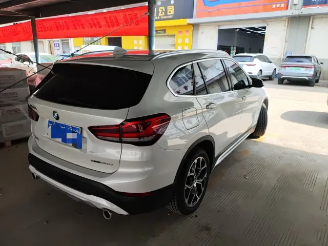 BMW X1 — Фото автомобиля 3