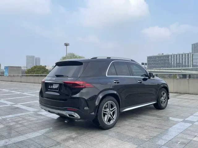 Mercedes-Benz GLE-Class — Фото автомобиля 21