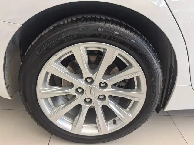 Cadillac CT5 — Фото автомобиля 15