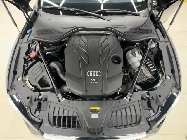 Audi A8 — Фото автомобиля 24