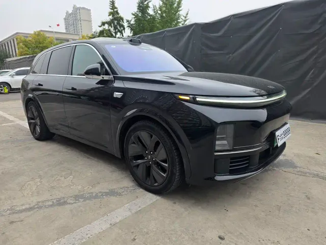 Li Auto L7 — Фото автомобиля 3