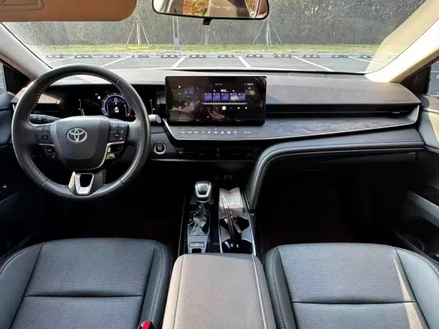 Toyota Camry — Фото автомобиля 5
