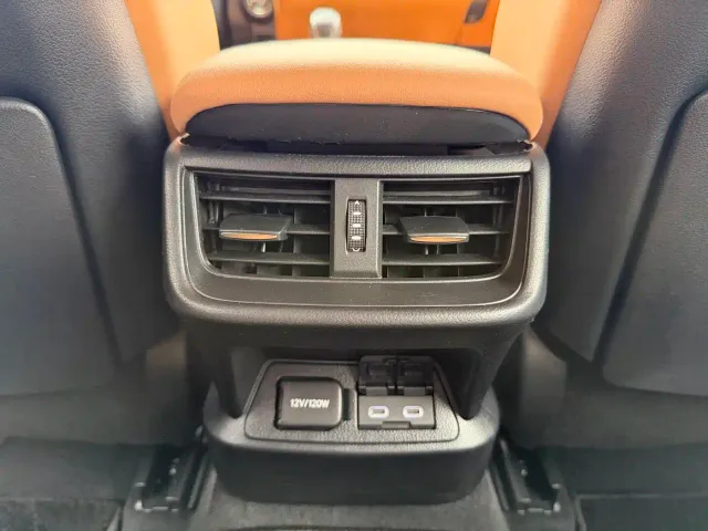 Lexus ES — Фото автомобиля 15