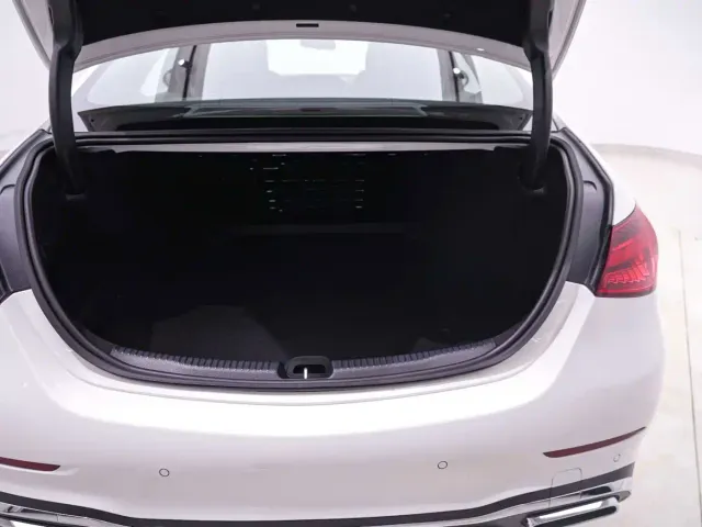 Mercedes-Benz C-Class — Фото автомобиля 21