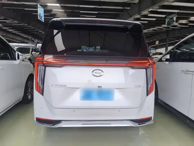 GAC Trumpchi M8 — Фото автомобиля 3
