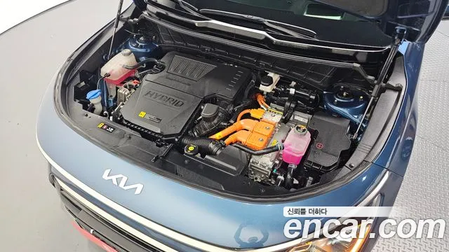 Kia Niro The All New Niro Signature — Фото автомобиля 5