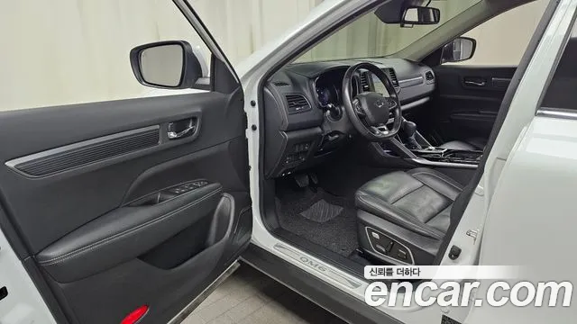 Renault-KoreaSamsung QM6 Новый QM6 2.0 LPe RE Signature 2WD — Фото автомобиля 10