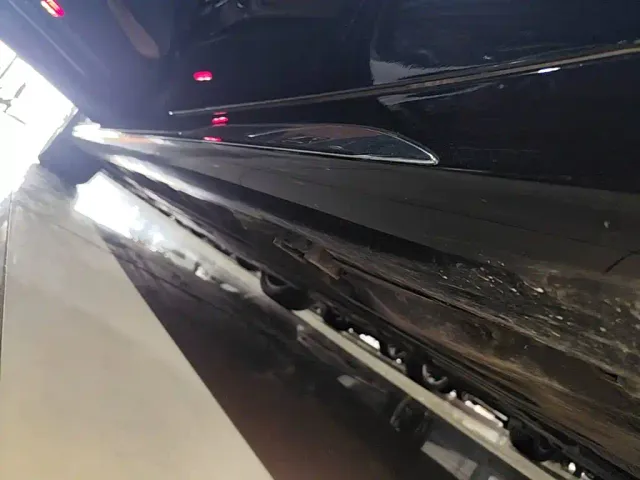 Mercedes-Benz E-Class — Фото автомобиля 20
