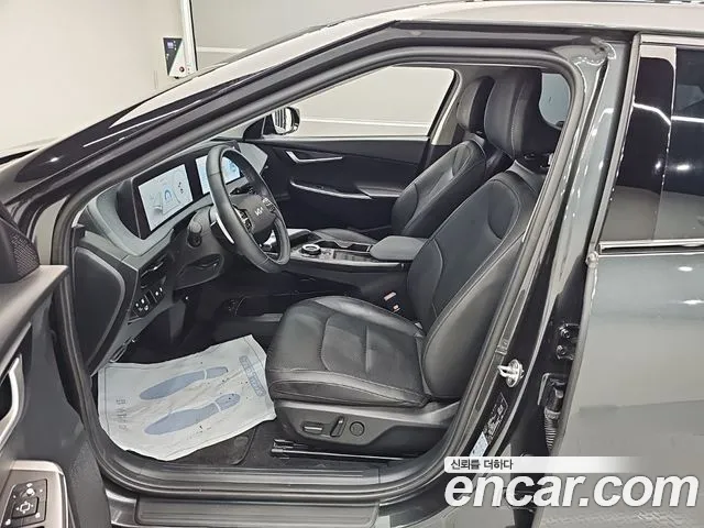 Kia EV6 — Фото автомобиля 11