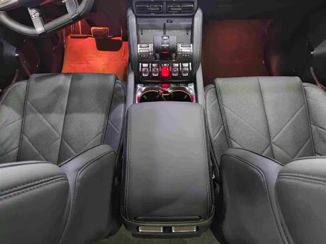 BYD FangChengBao Leopard 5 — Фото автомобиля 9