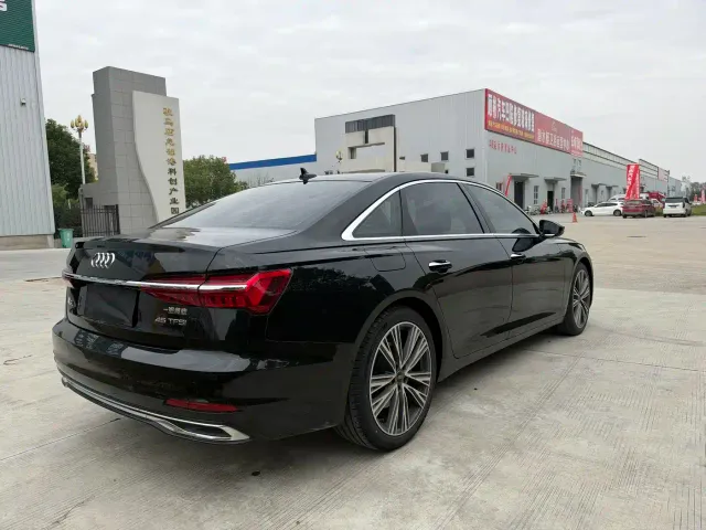 Audi A6L — Фото автомобиля 8