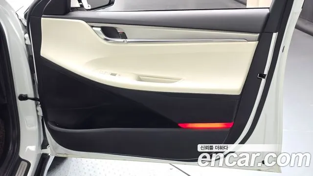 Hyundai Grandeur New — Фото автомобиля 14