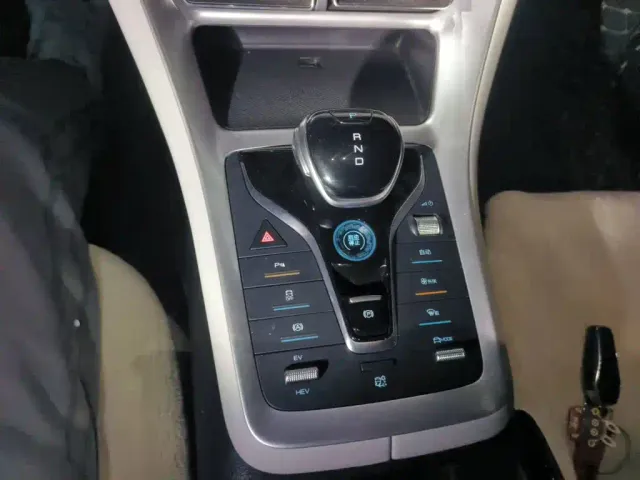 BYD Song Pro — Фото автомобиля 15