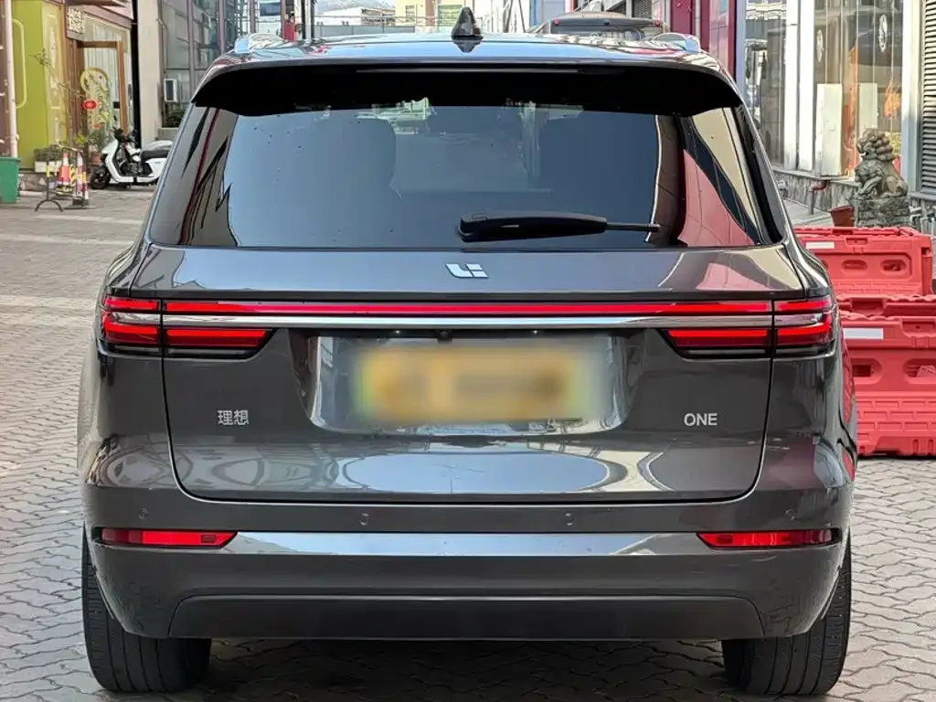 Li Auto Li ONE 2021 Extended Range 6-Seater — Фото автомобиля 5