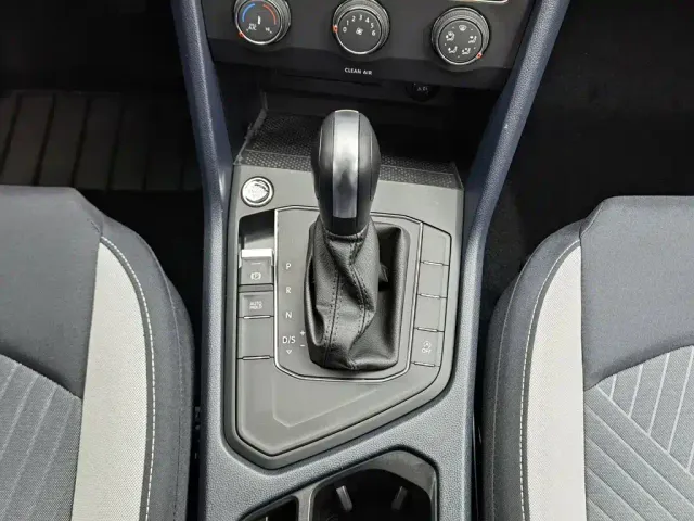 Volkswagen Tharu — Фото автомобиля 13