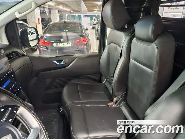 Hyundai Staria — Фото автомобиля 10