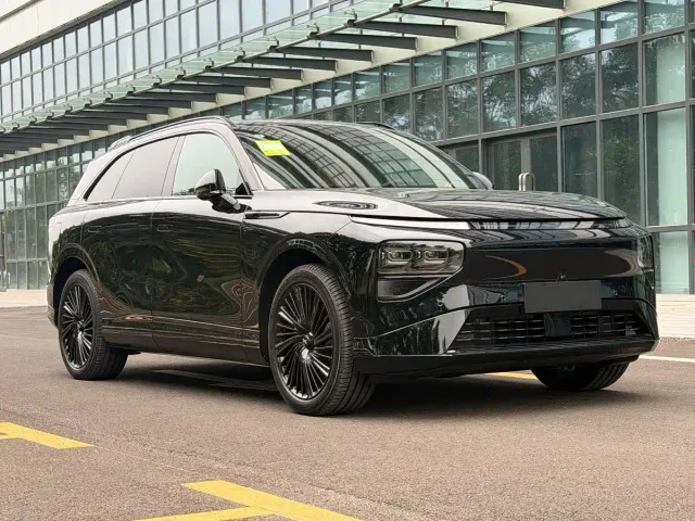 Xpeng G9 — Фото автомобиля 3