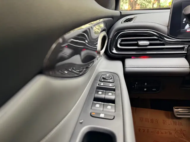 GAC Trumpchi Emkoo — Фото автомобиля 20
