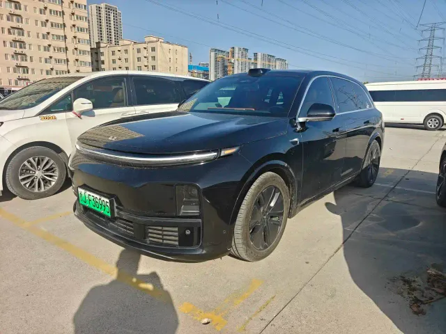 Фотография автомобиля — Li Auto L7