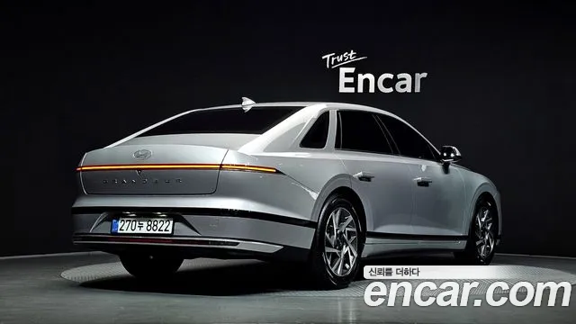 Hyundai Grandeur GN7 — Фото автомобиля 2
